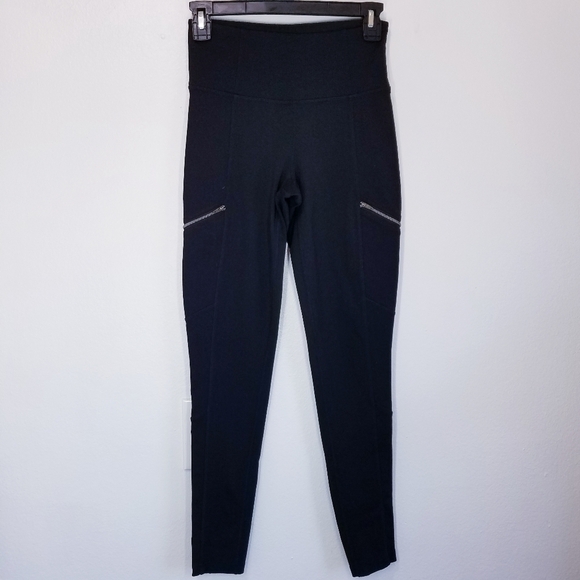 Athleta Pants - 🌸 Athleta | High Waist Leggings‎ + Zipper XS, Black